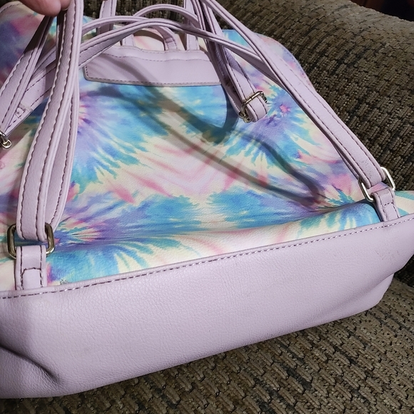 Luv Betsey Johnson Backpack Lillie Rainbow Pastel Tie Dye 11x11x4 Clean - Picture 8 of 9